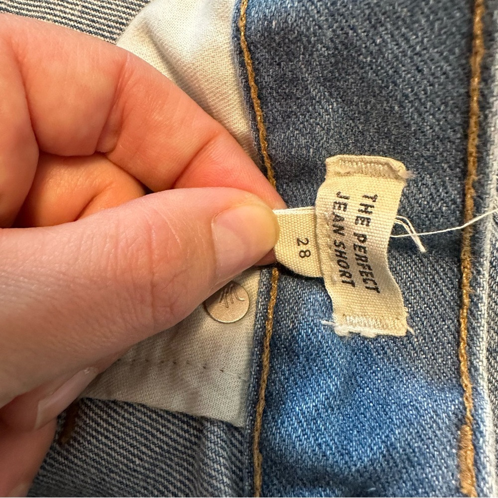 EUC Madewell the Perfect Jean Short size 28 - Picture 3 of 3